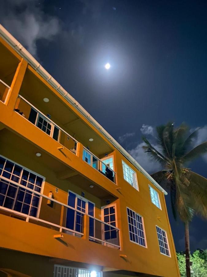 Sea Life Apartamentos En Via Principal Centro Y San Luis Сан-Андрес Екстер'єр фото