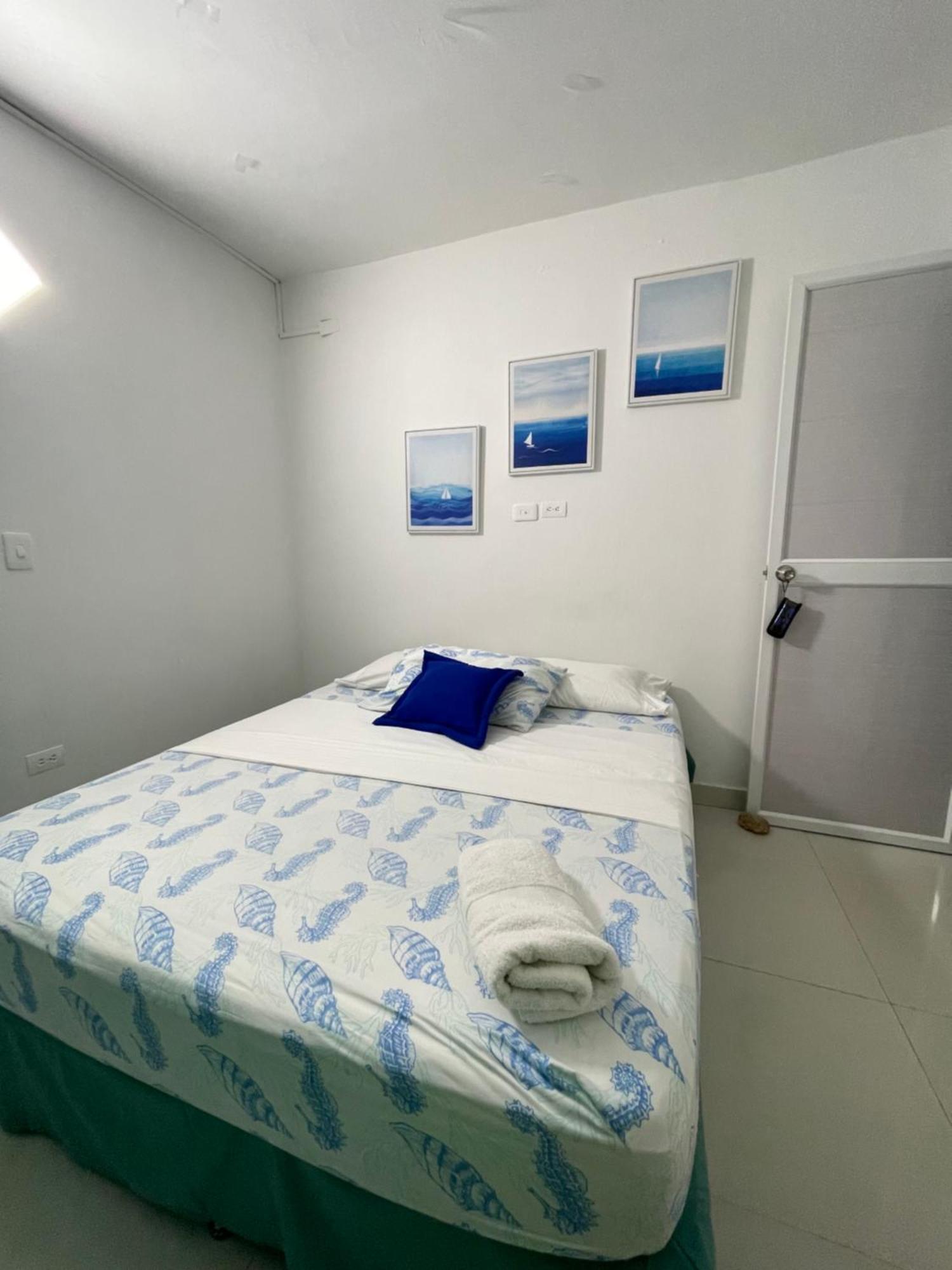 Sea Life Apartamentos En Via Principal Centro Y San Luis Сан-Андрес Екстер'єр фото