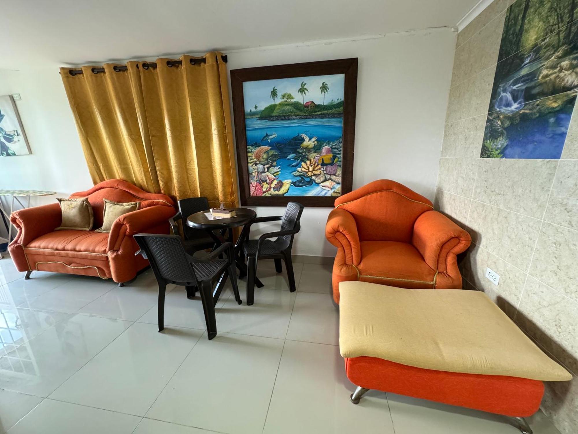 Sea Life Apartamentos En Via Principal Centro Y San Luis Сан-Андрес Екстер'єр фото