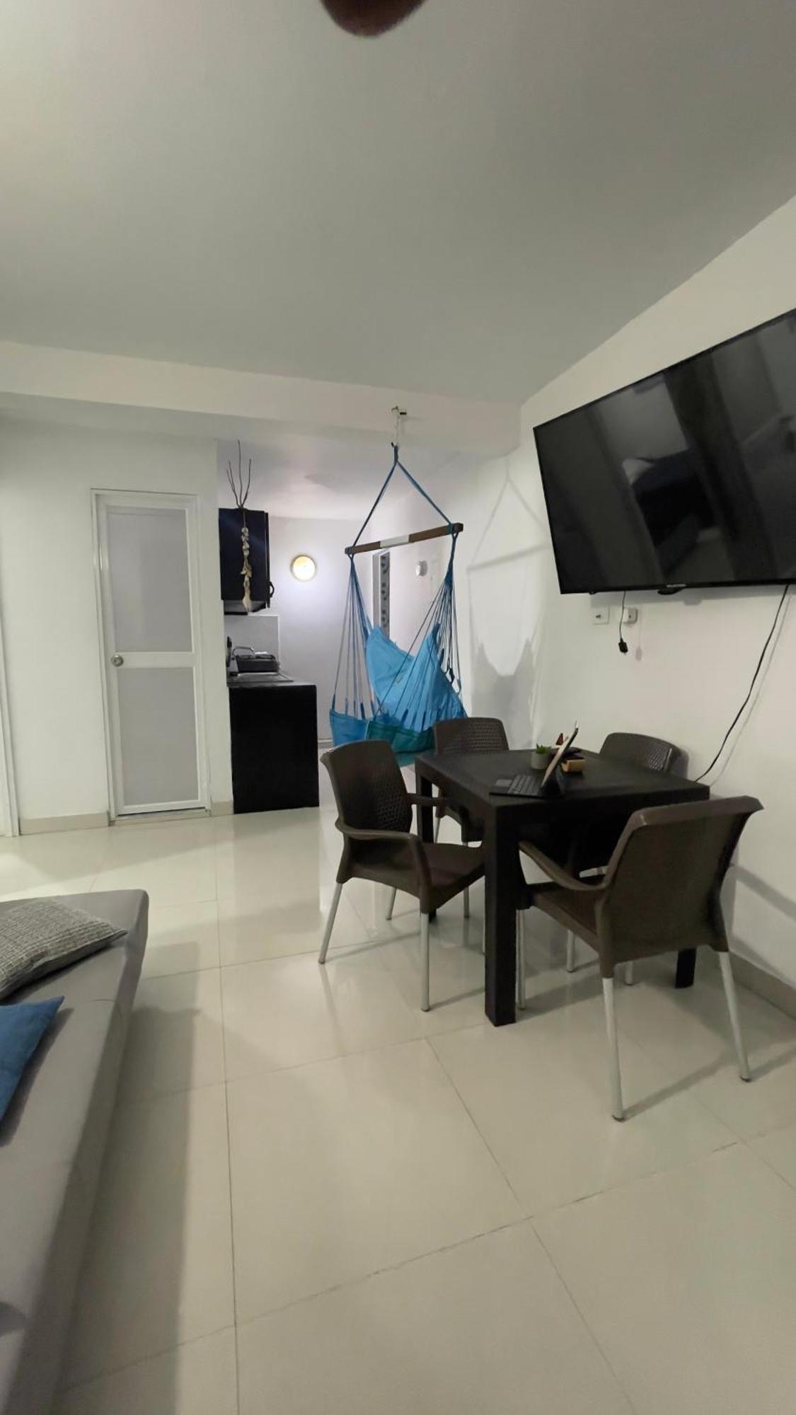 Sea Life Apartamentos En Via Principal Centro Y San Luis Сан-Андрес Екстер'єр фото